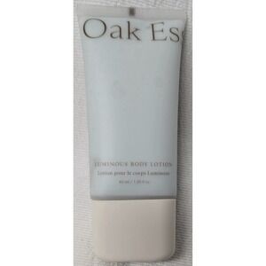Oak Essentials LUMINOUS BODY LOTION 1.35 FL OZ